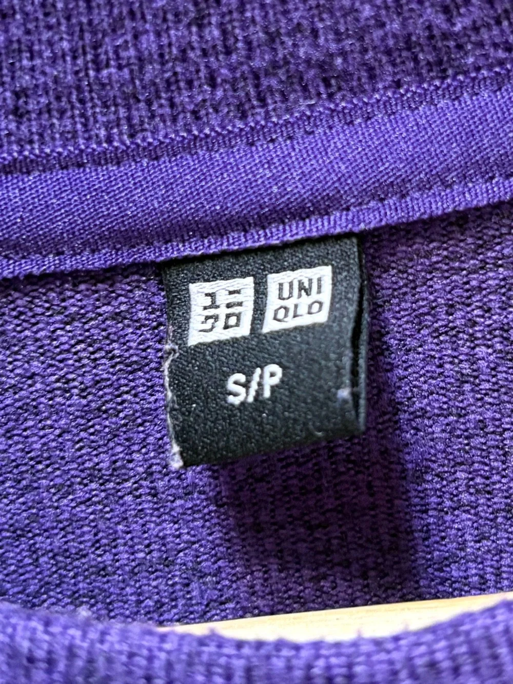 Uniqlo | Women's Soft Knitted Crew Neck Long Sleeve Pullover - S, Purple - Picture 4 of 7